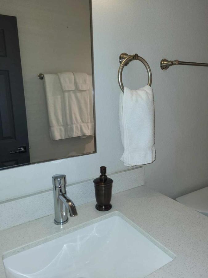 Your Phoenix Cozy Home Away From Home! 외부 사진