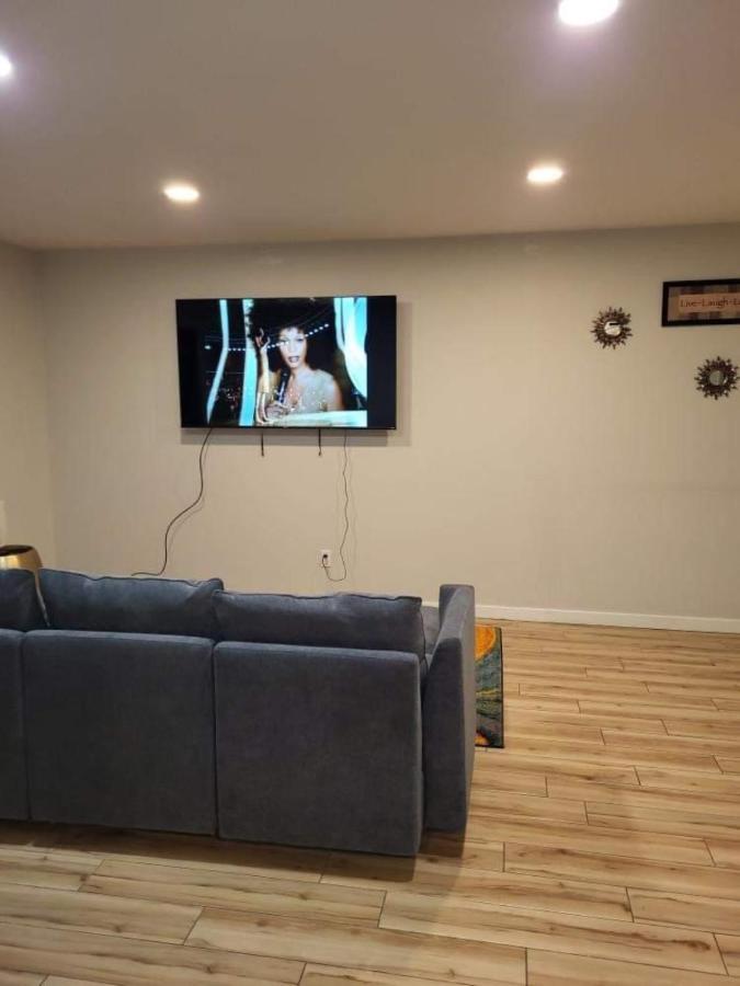 Your Phoenix Cozy Home Away From Home! 외부 사진
